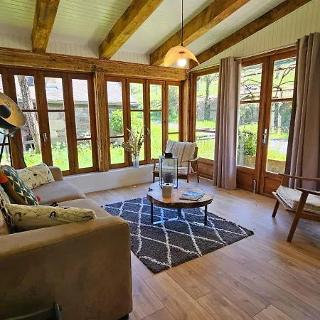 Vakantiehuis A 15 Minutes De *