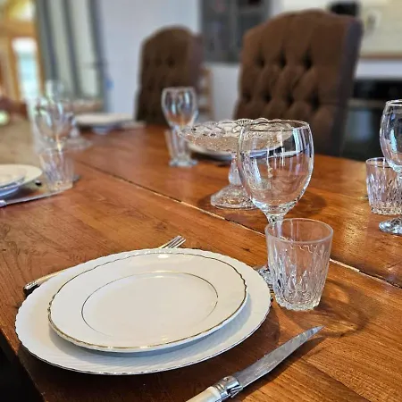 A 15 Minutes De * Conques-en-Rouergue