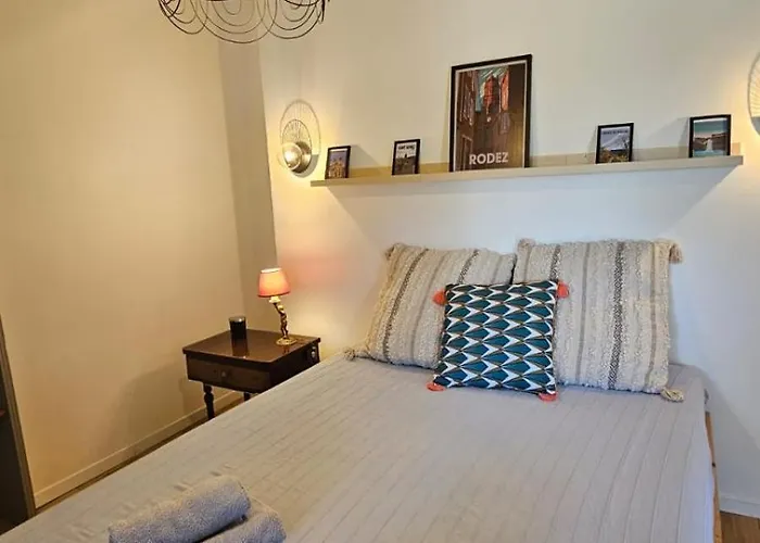 A 15 Minutes De 펜션